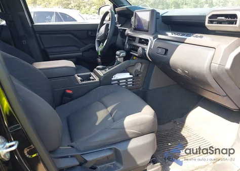 2024 Toyota Tacoma Sr5 4Wd z USA, uszkodzony, nr VIN 3TMLB5JN9RM029439